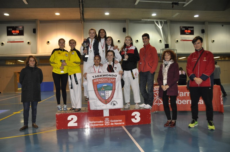 Mendialdea y Castej&oacute;n triunfan en el Campeonato Navarro Absoluto